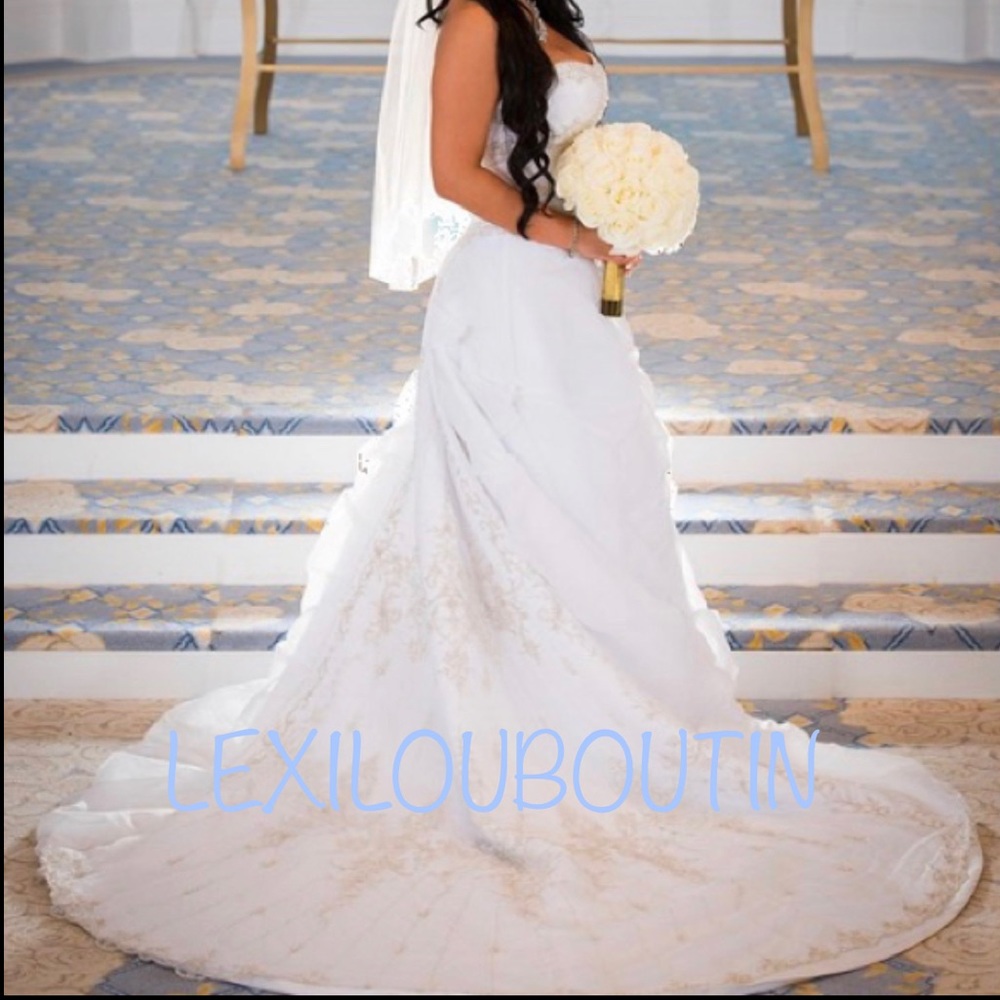 Swarovski Crystal Wedding Dress Private Label by G - Picture 10 of 12